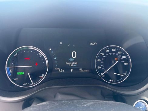 Used 2021 Toyota Sienna Limited AWD/4WD image 16