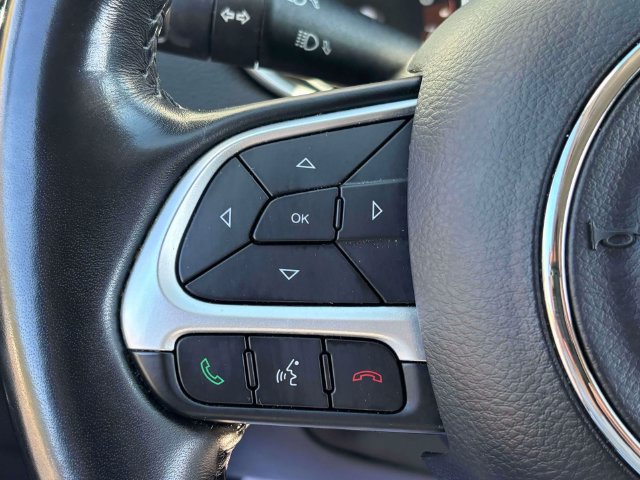 Used 2021 Jeep Compass Latitude AWD/4WD image 13