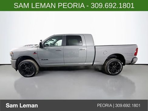 New 2026 RAM 2500 Laramie w/ Night Edition AWD/4WD image 4