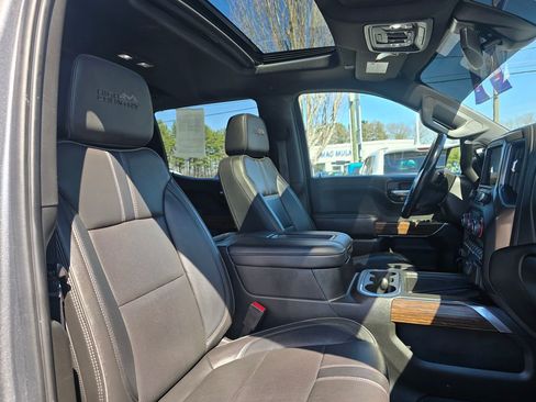 Used 2022 Chevrolet Silverado 1500 High Country w/ Safety Package II image 12