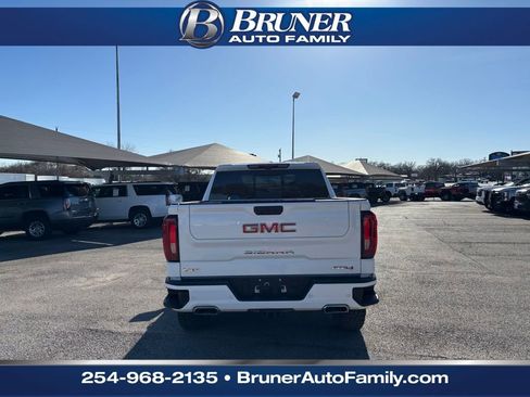 Certified 2025 GMC Sierra 1500 AT4 w/ AT4 Premium Package image 6