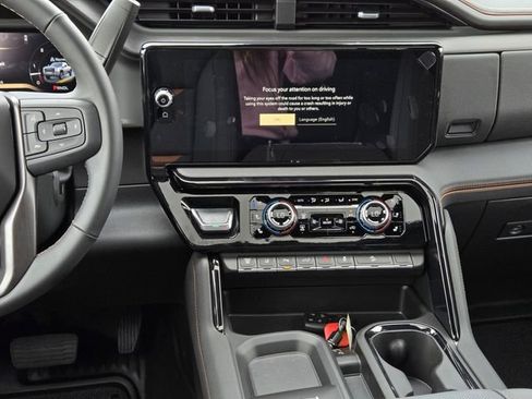 New 2026 GMC Sierra 2500 AT4 w/ AT4 Premium Plus Package image 11