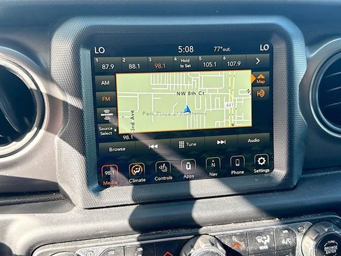 Used 2023 Jeep Wrangler Unlimited w/ Cold Weather Group AWD/4WD image 16
