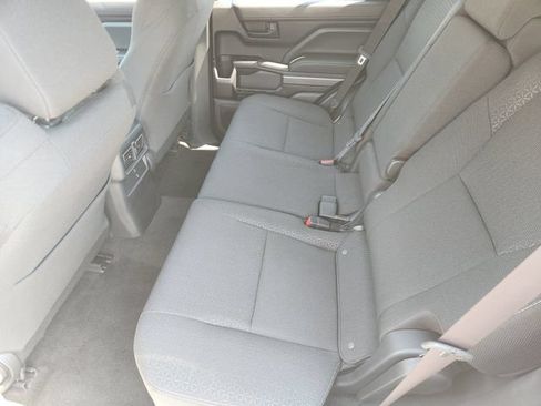 Certified 2025 Toyota 4Runner SR5 AWD/4WD image 24