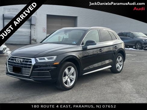 Used 2019 Audi Q5 2.0T Premium Plus w/ Premium Plus Package image 1
