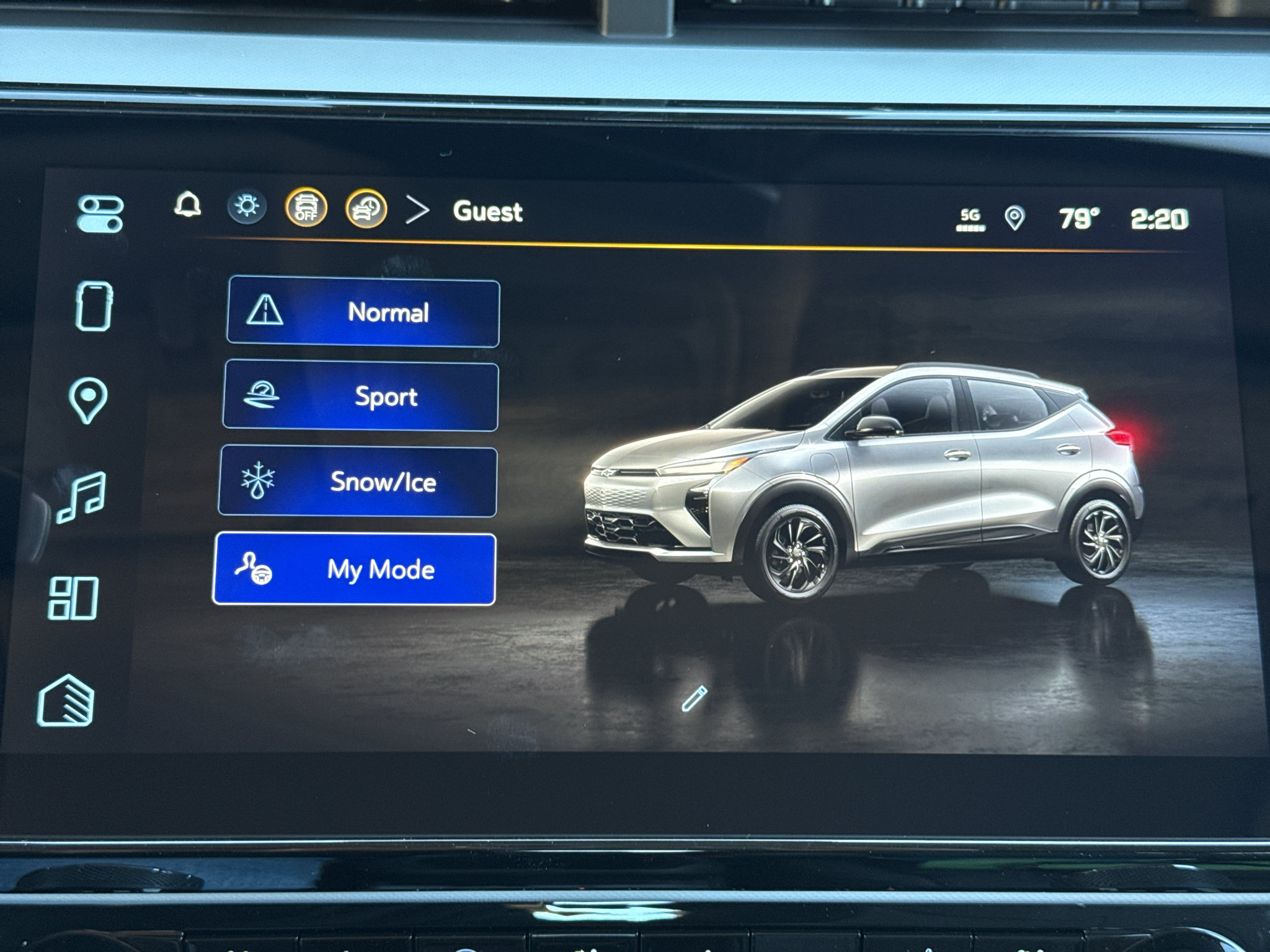New 2027 Chevrolet Bolt LT w/ Comfort Package FWD image 25