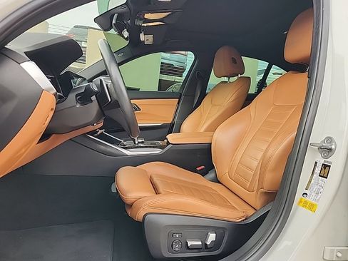 Used 2020 BMW 330i Sedan w/ Premium Package RWD image 2
