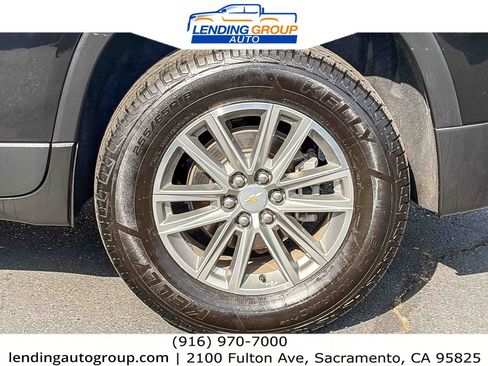 Used 2023 Chevrolet Traverse LT FWD image 10