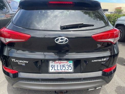 Used 2016 Hyundai Tucson Limited w/ Option Group 03 FWD image 9