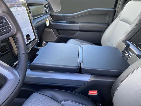 New 2025 Ford F150 Lightning Lariat image 20