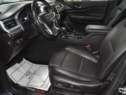 Used 2019 GMC Acadia SLT w/ LPO, Cargo Package AWD/4WD image 43