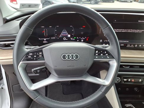 Certified 2025 Audi Q5 Premium w/ Premium Plus AWD/4WD image 15