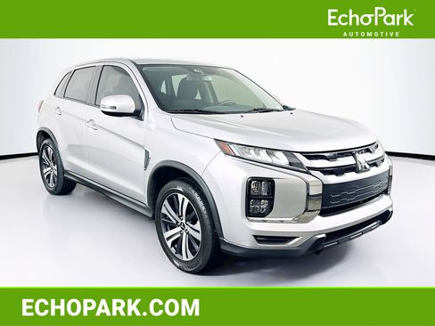Used 2020 Mitsubishi Outlander Sport SE image 1