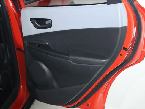 Used 2019 Hyundai Kona SEL image 32