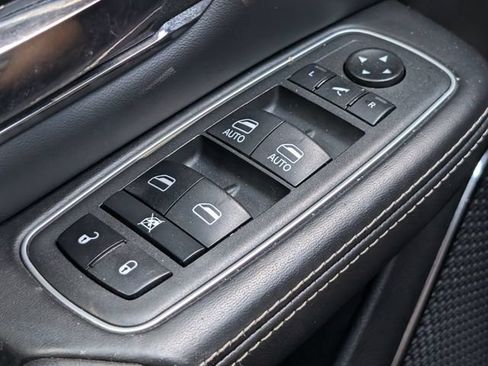 Used 2022 RAM 1500 Limited w/ Body Color Bumper Group AWD/4WD image 23