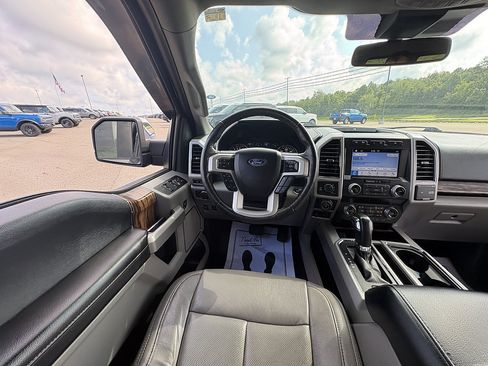 Used 2019 Ford F150 Lariat w/ Equipment Group 502A Luxury AWD/4WD image 21