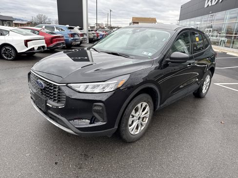 Used 2025 Ford Escape Active image 8