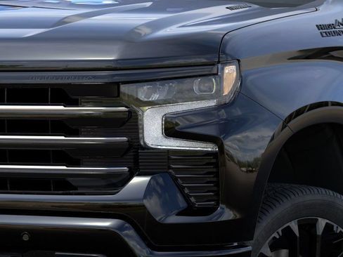 New 2026 Chevrolet Silverado 1500 High Country w/ High Country Premium Package AWD/4WD image 12