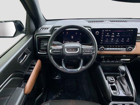 Used 2023 GMC Canyon AT4 image 22