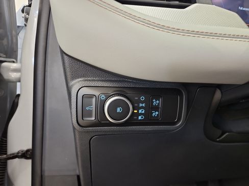 New 2026 Ford Explorer Active w/ Active Comfort Package RWD image 11