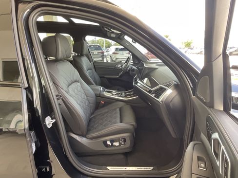 Certified 2024 BMW X5 M60i image 21