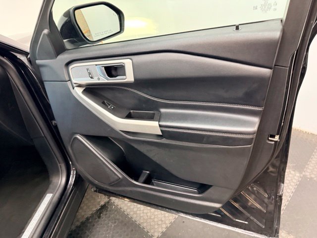 Used 2021 Ford Explorer Limited w/ Hybrid Equipment Group 310A AWD/4WD image 40