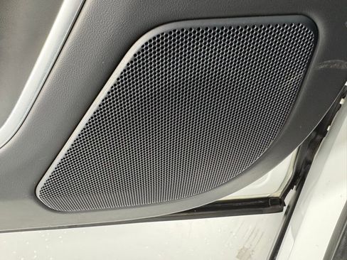 Used 2023 Land Rover Range Rover SE image 19