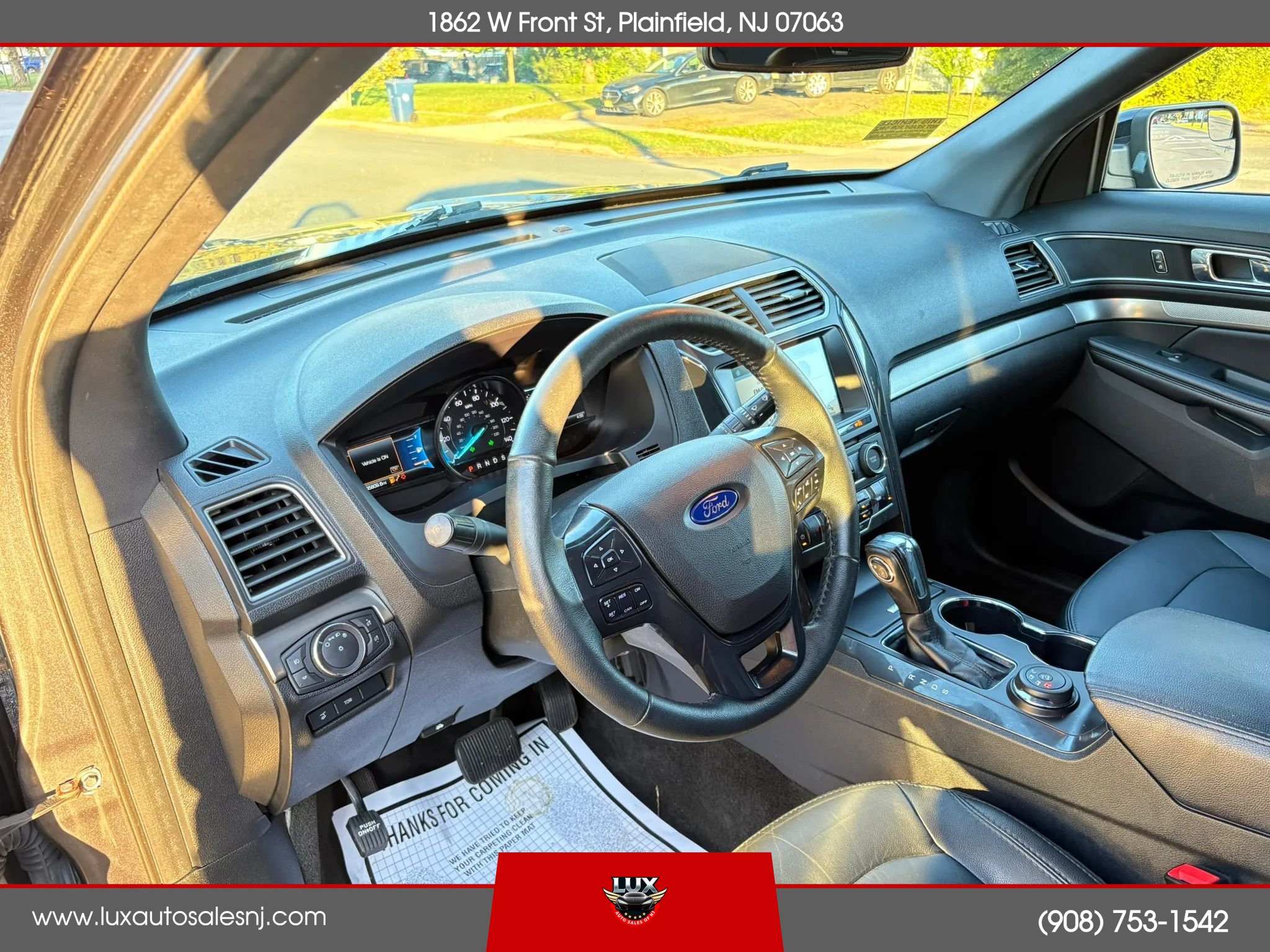 Used 2018 Ford Explorer XLT w/ Equipment Group 202A AWD/4WD image 22