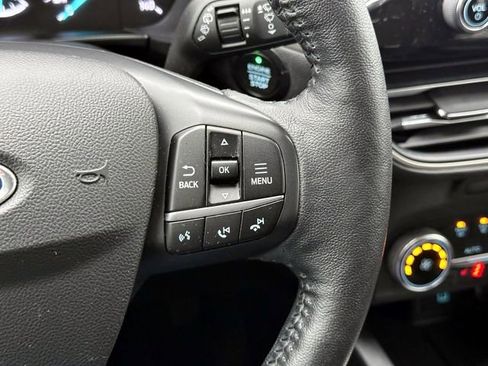 Used 2020 Ford Escape SEL image 25