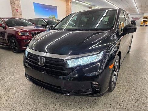 Used 2022 Honda Odyssey Touring image 1