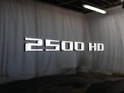 New 2026 Chevrolet Silverado 2500 ZR2 AWD/4WD image 6