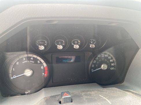 Used 2011 Ford F350 XL w/ XL Value Pkg image 9