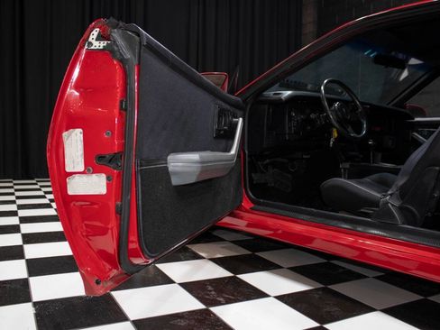 Used 1987 Chevrolet Camaro Z28 image 35