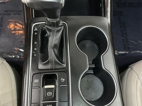 Used 2020 Kia Sorento EX image 19