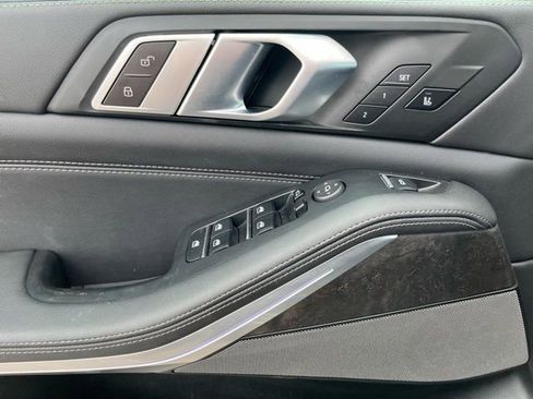 Used 2024 BMW X5 xDrive40i image 12