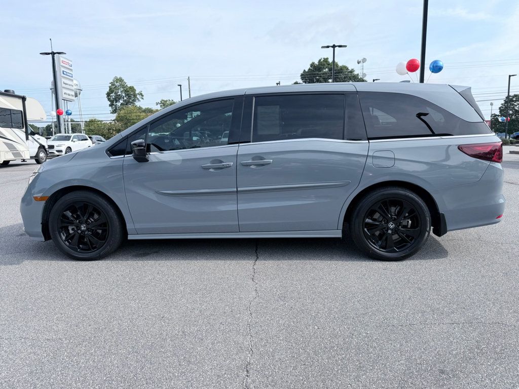 Used 2023 Honda Odyssey Sport image 5