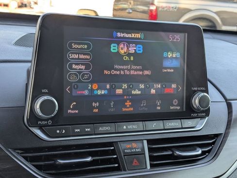 Used 2024 Nissan Altima 2.5 SV image 20