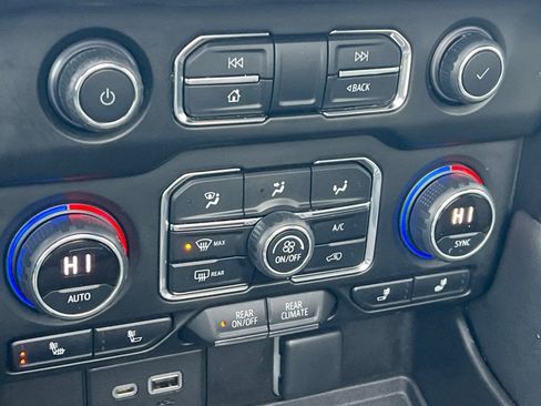 Certified 2022 Chevrolet Tahoe RST w/ Sport Performance Package image 19