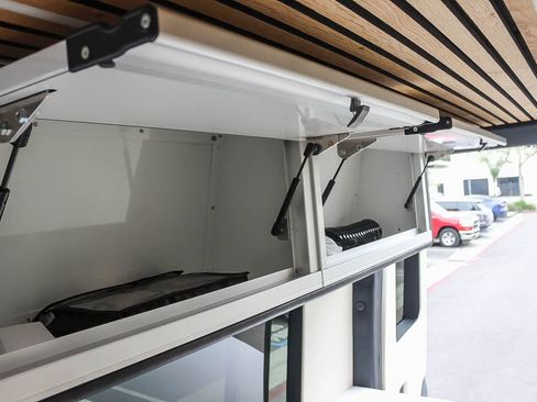 Used 2023 Mercedes-Benz Sprinter 2500 image 22