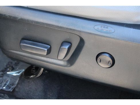 Used 2017 Toyota Tundra Limited image 11