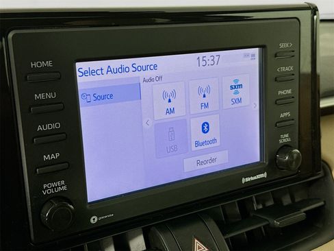 Used 2020 Toyota RAV4 XLE w/ Convenience Package image 15