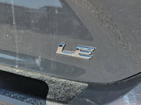 Used 2025 Toyota Camry LE image 8