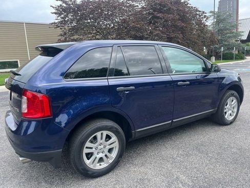 Used 2011 Ford Edge SE image 3