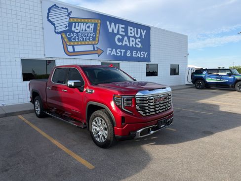 Used 2024 GMC Sierra 1500 Denali w/ Technology Package AWD/4WD image 2