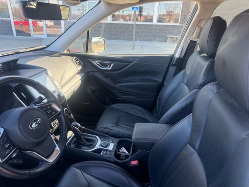 Used 2020 Subaru Forester Limited w/ Popular Package #3 image 10