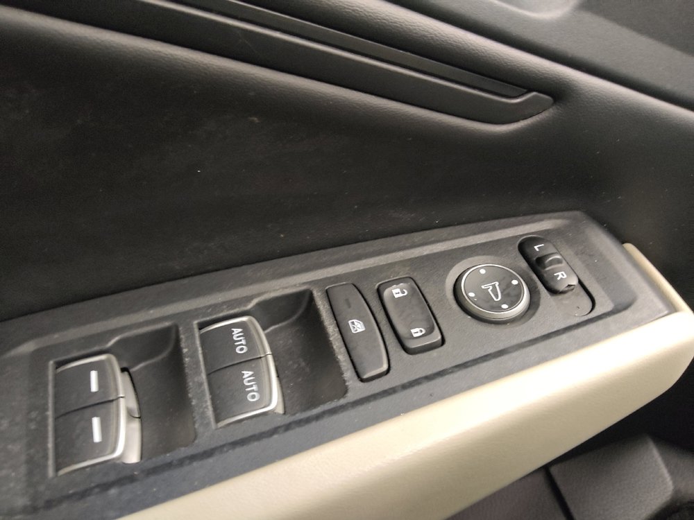Used 2023 Honda Accord EX image 27