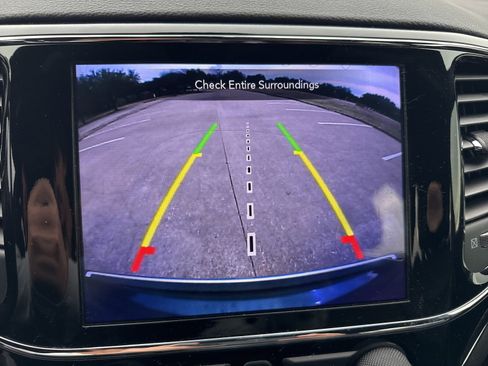 Used 2019 Jeep Grand Cherokee Limited image 29