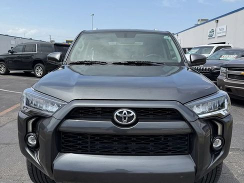 Used 2018 Toyota 4Runner SR5 RWD image 8