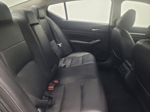 Used 2020 Nissan Altima 2.5 SL FWD image 19