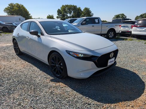 Used 2024 MAZDA MAZDA3 s FWD image 7